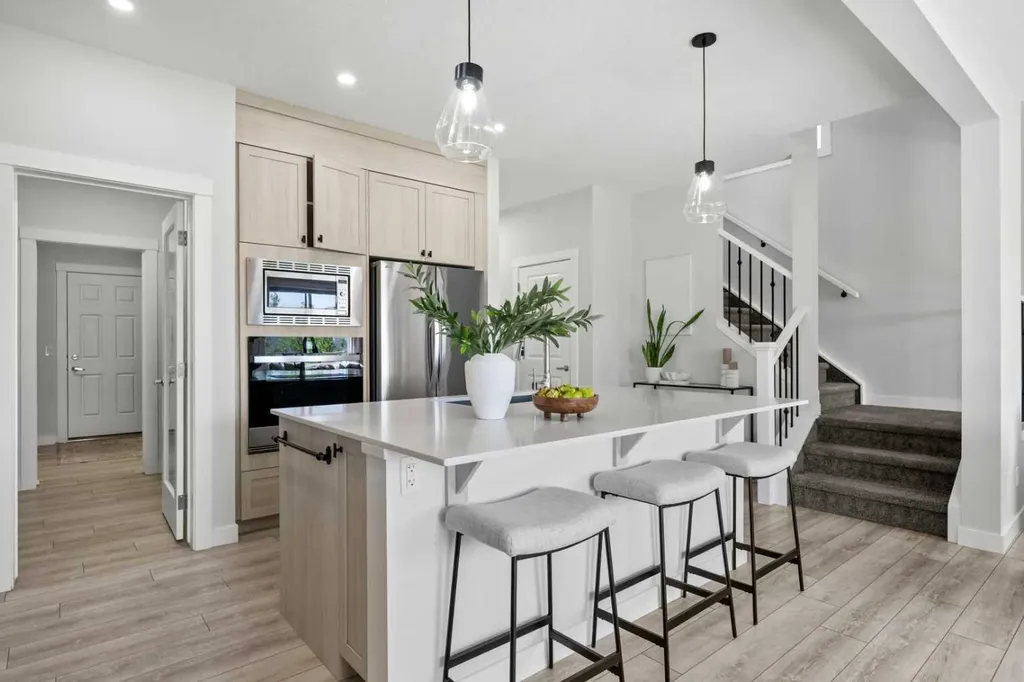 693 Creekmill Court SW Airdrie AB T4B5L3