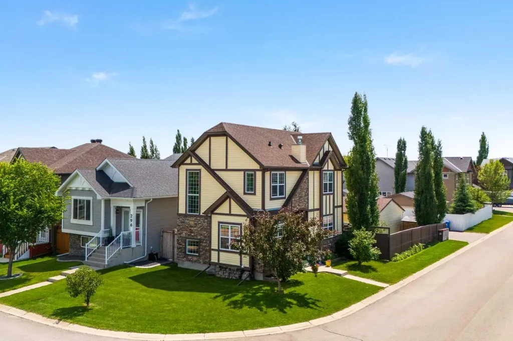 298 Silverado Plains Close SW Calgary AB T2X 0J2