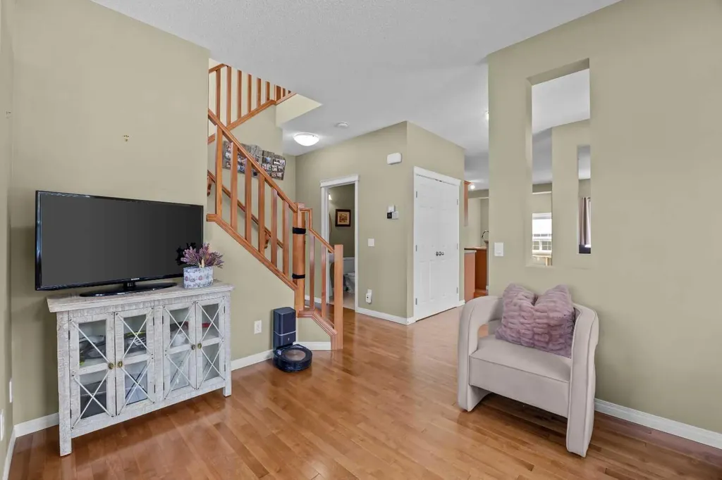 298 Silverado Plains Close SW Calgary AB T2X 0J2