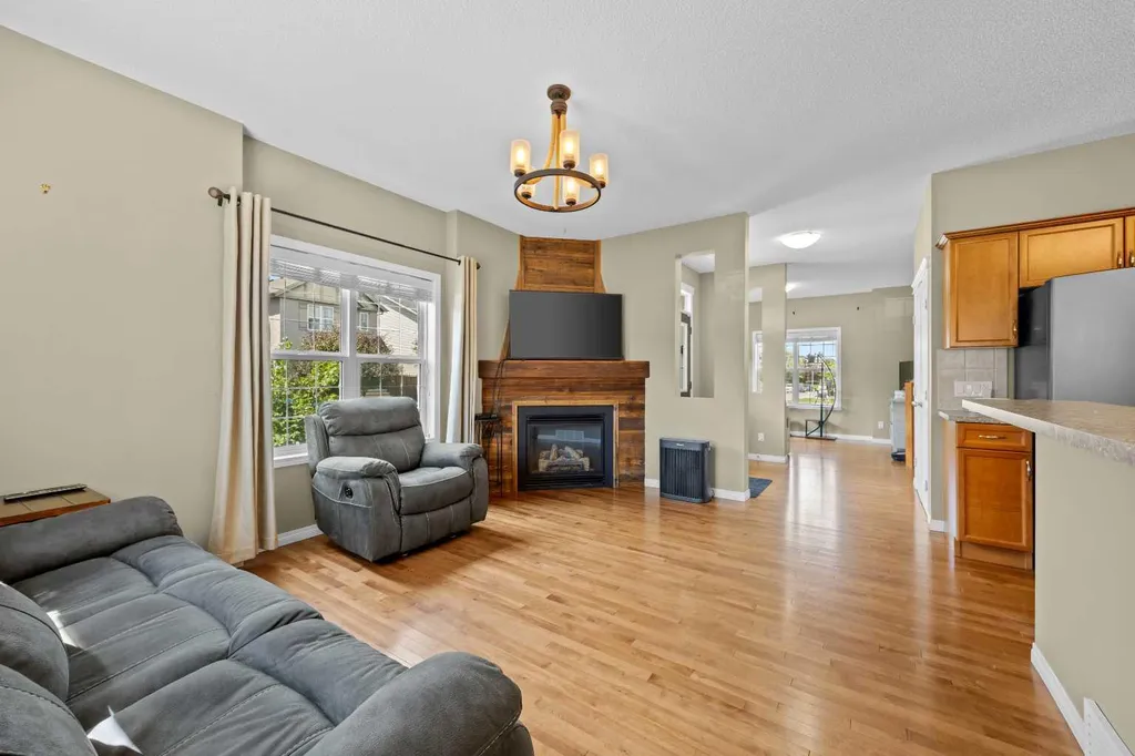 298 Silverado Plains Close SW Calgary AB T2X 0J2