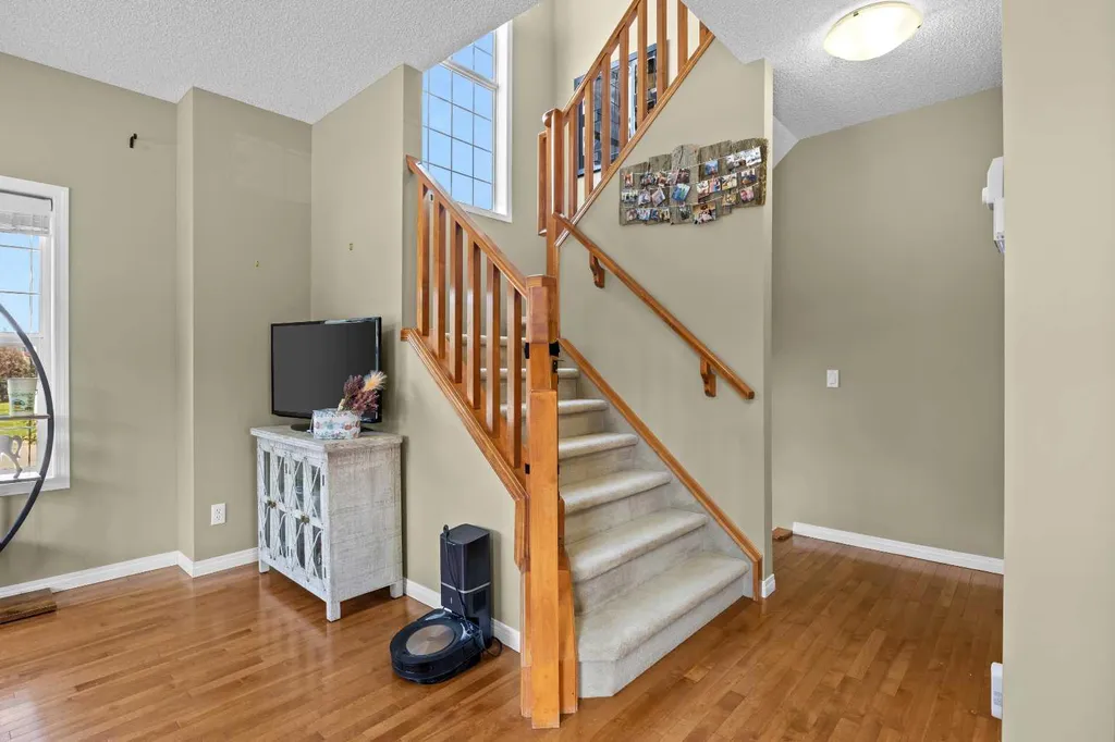 298 Silverado Plains Close SW Calgary AB T2X 0J2
