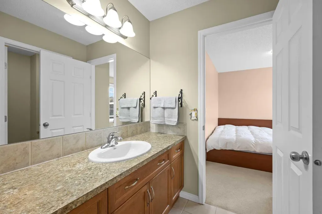 298 Silverado Plains Close SW Calgary AB T2X 0J2