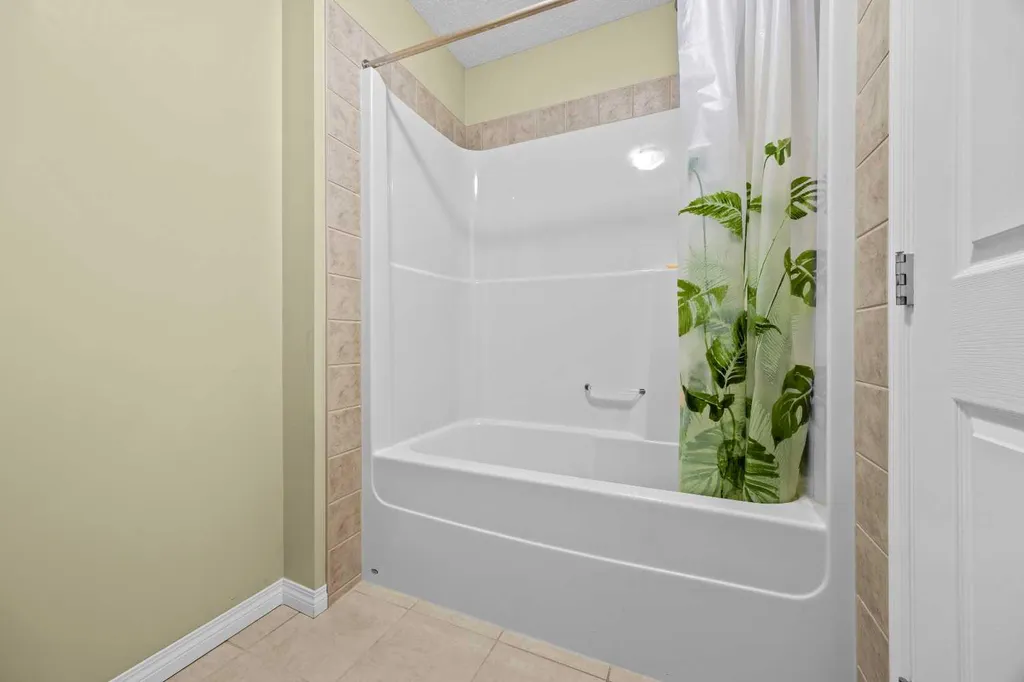 298 Silverado Plains Close SW Calgary AB T2X 0J2
