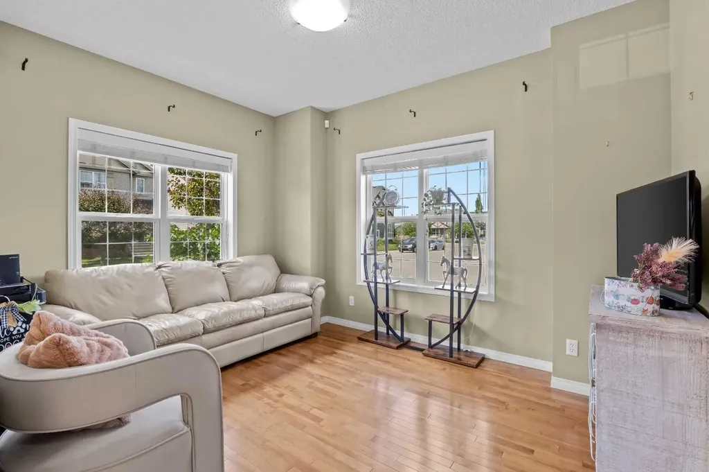 298 Silverado Plains Close SW Calgary AB T2X 0J2