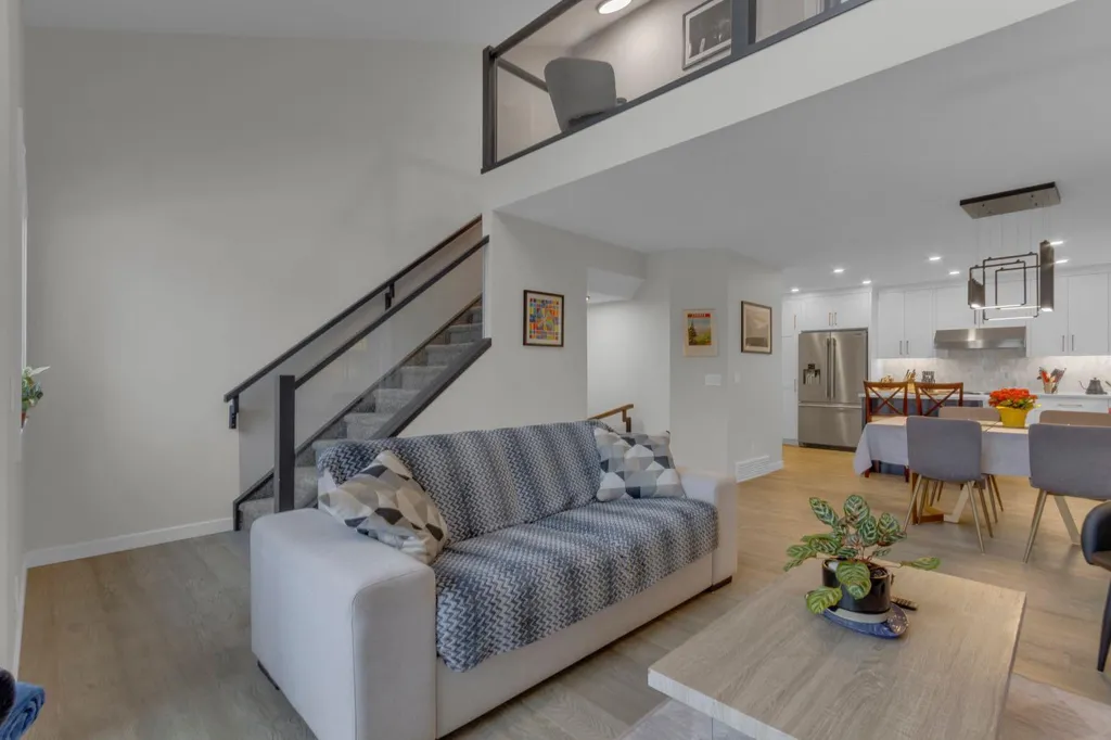 729 7th Street Canmore AB T1W 2C3