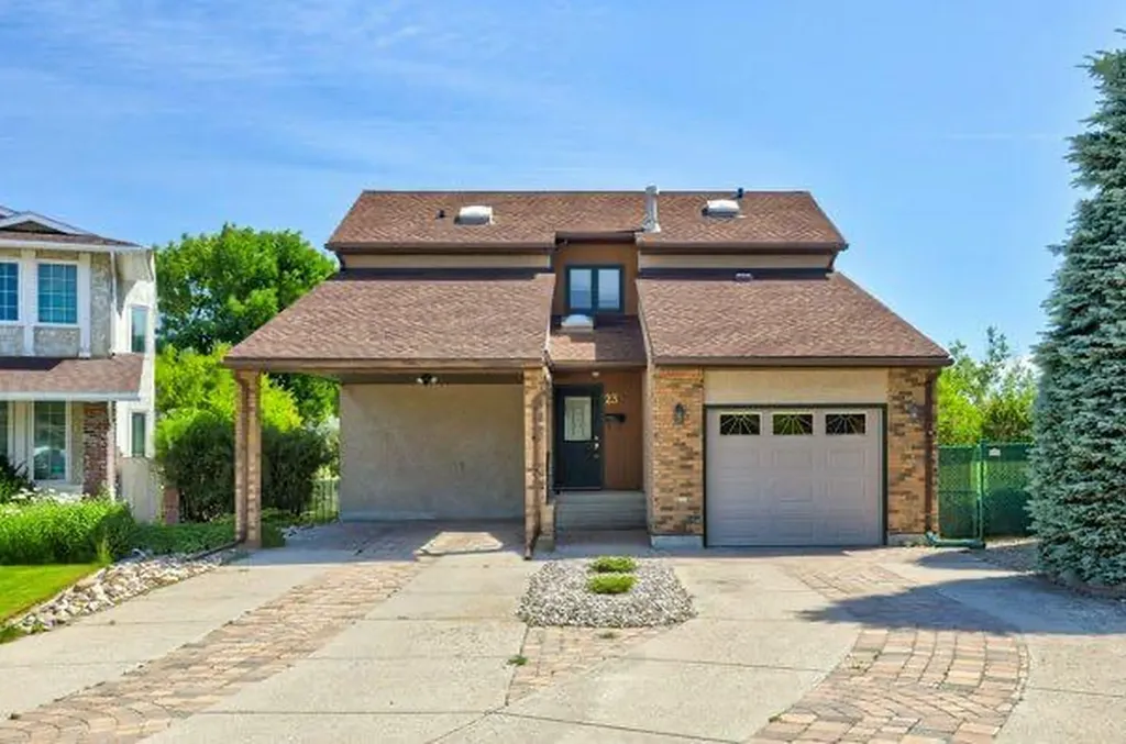 23 Niska Place W Lethbridge AB T1K 6G9