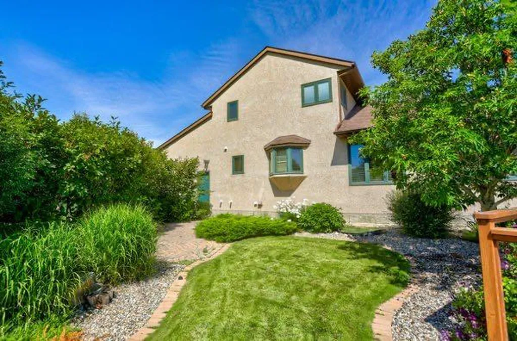 23 Niska Place W Lethbridge AB T1K 6G9