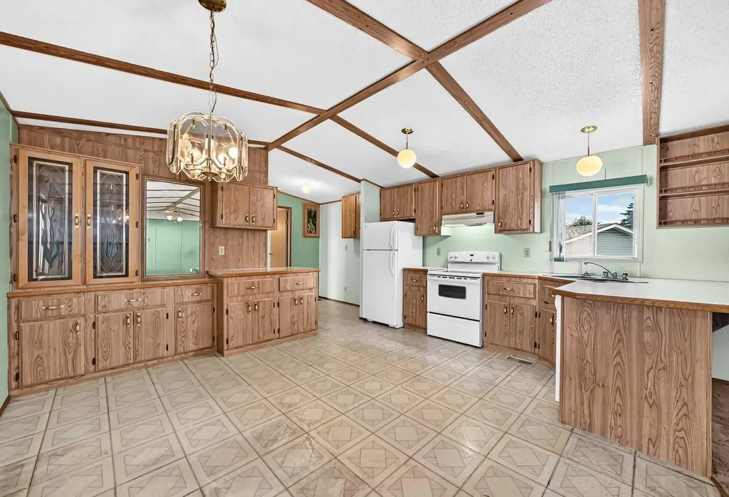 3218 Burroughs Manor NE Calgary AB T1Y 6K2