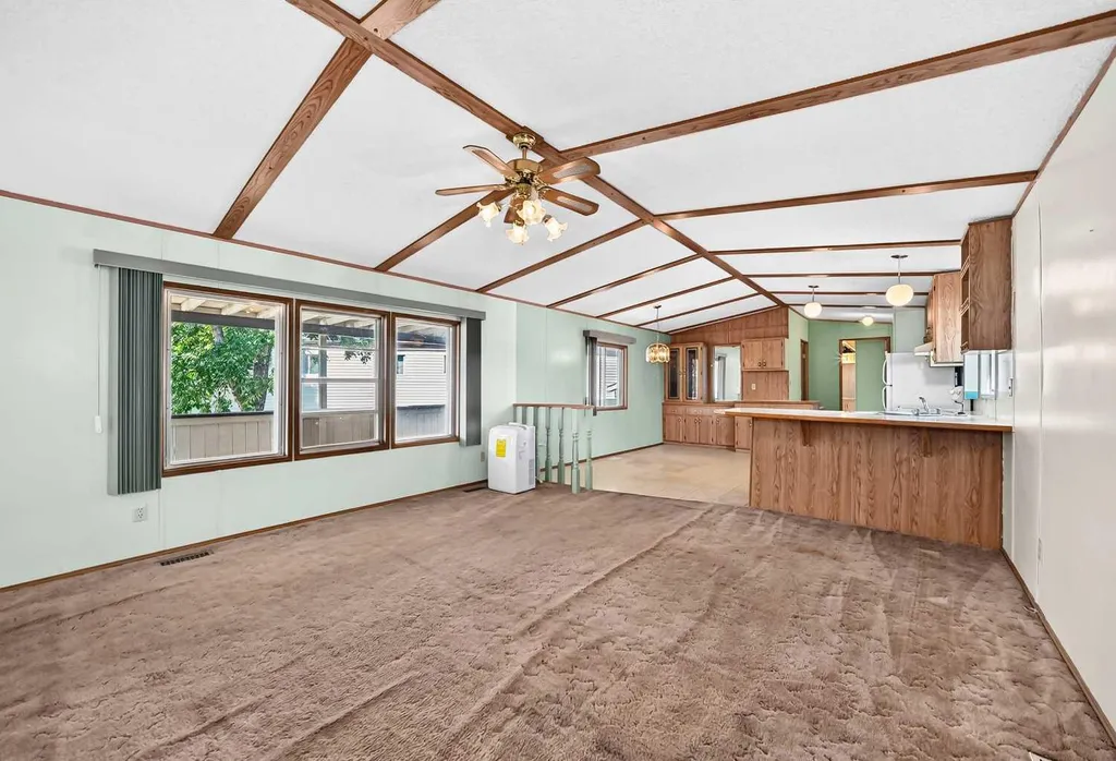3218 Burroughs Manor NE Calgary AB T1Y 6K2