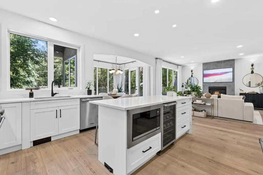 1839 Evergreen Drive SW Calgary AB T2Y5B1