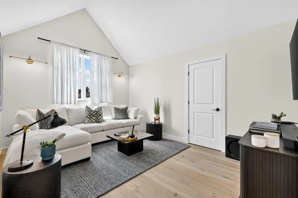 1839 Evergreen Drive SW Calgary AB T2Y5B1