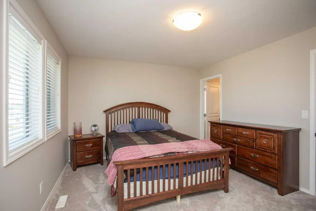 339 Viscount Drive Red Deer AB T4R0S2