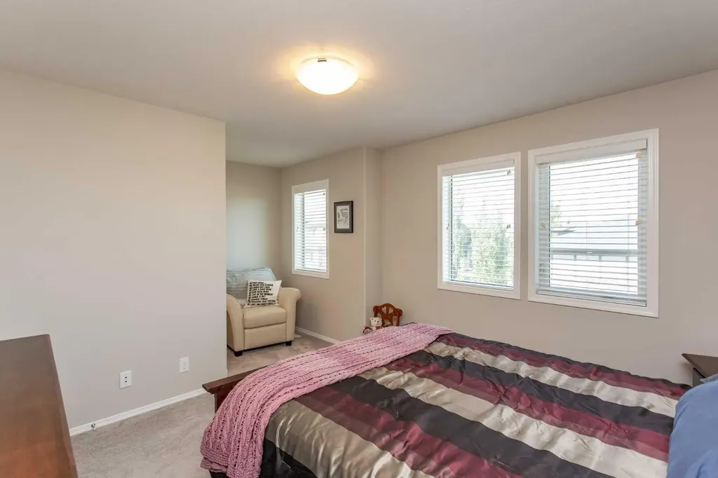 339 Viscount Drive Red Deer AB T4R0S2