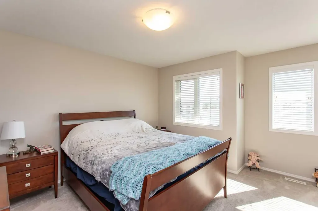 339 Viscount Drive Red Deer AB T4R0S2