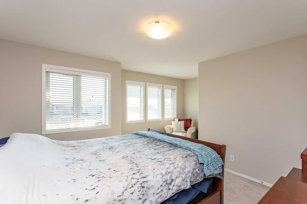 339 Viscount Drive Red Deer AB T4R0S2