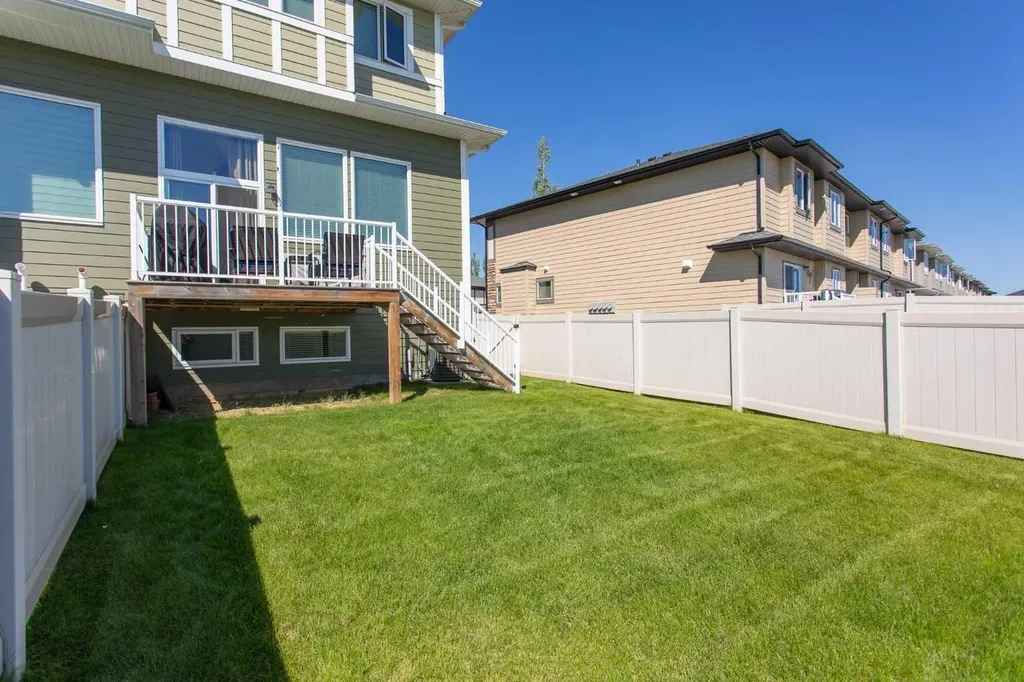 339 Viscount Drive Red Deer AB T4R0S2