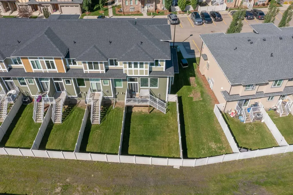 339 Viscount Drive Red Deer AB T4R0S2