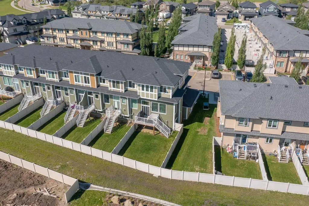 339 Viscount Drive Red Deer AB T4R0S2