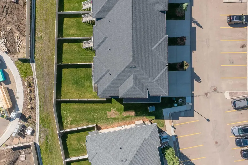 339 Viscount Drive Red Deer AB T4R0S2