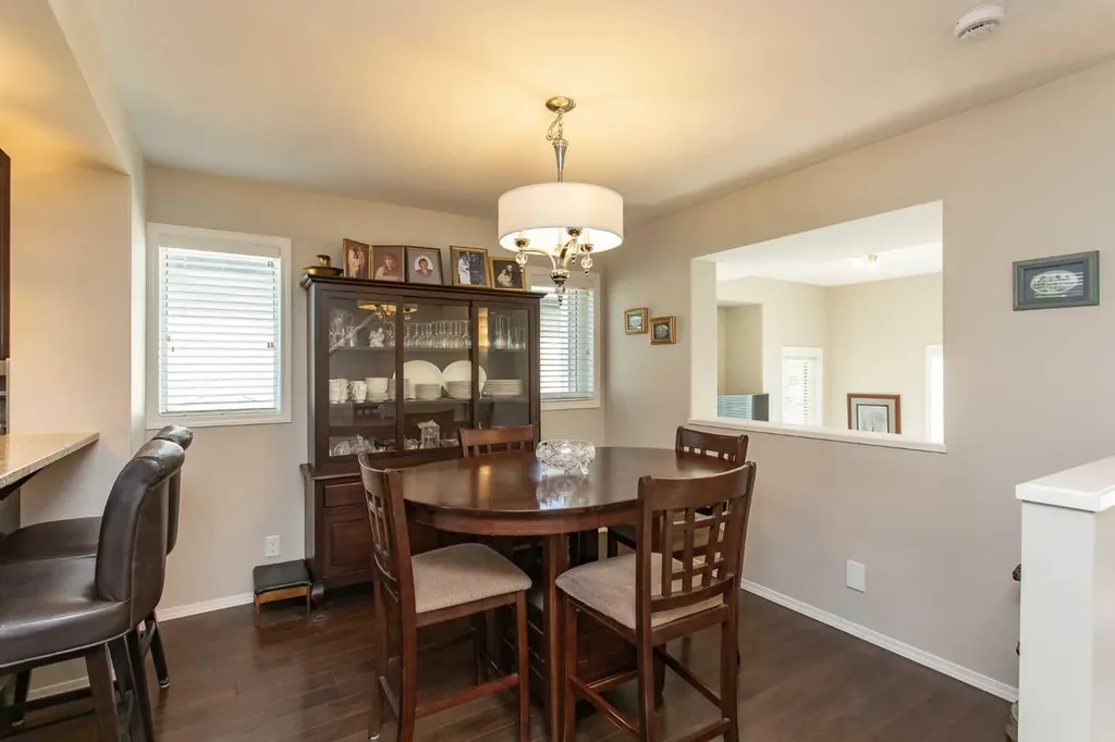 339 Viscount Drive Red Deer AB T4R0S2