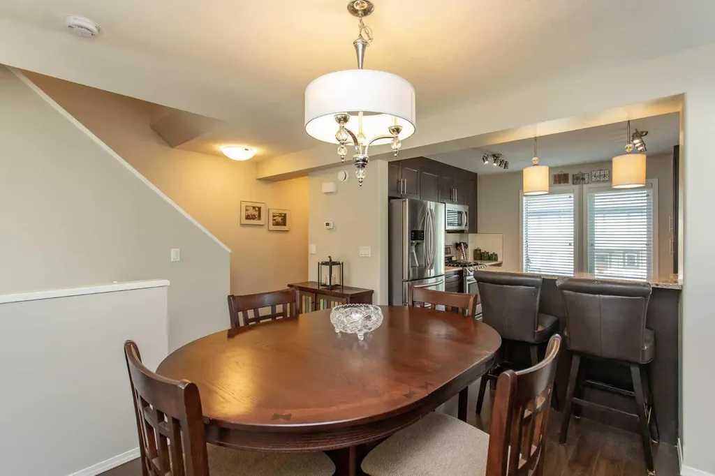 339 Viscount Drive Red Deer AB T4R0S2