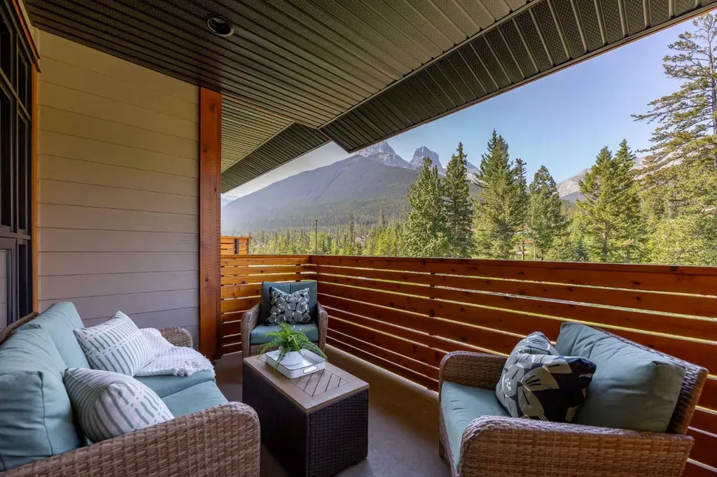 309 Riva Place Canmore AB T1W 3L4