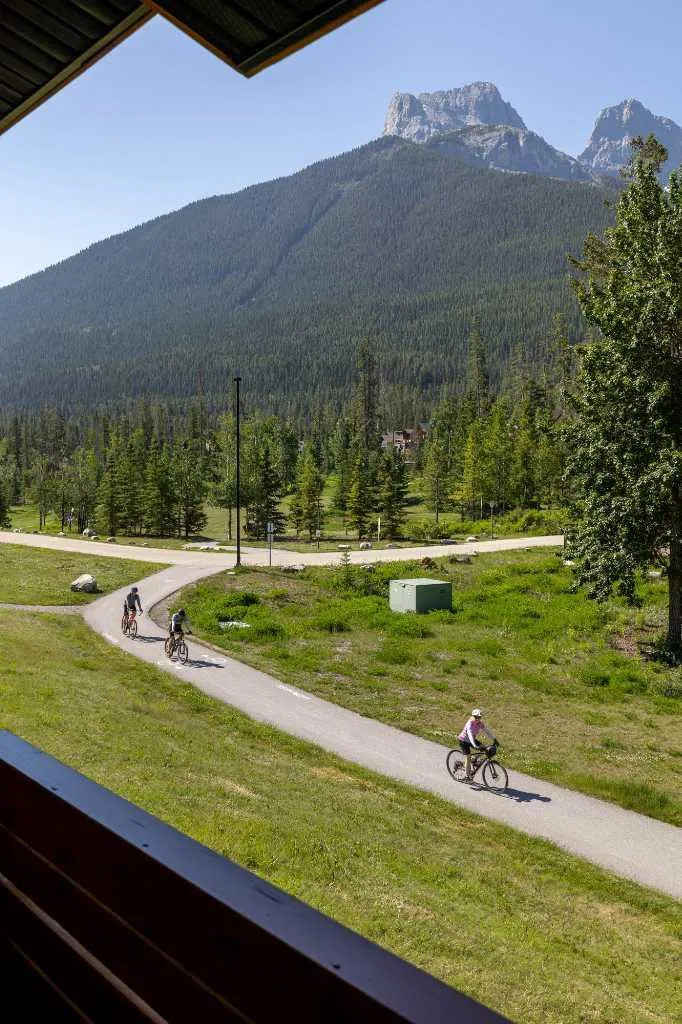 309 Riva Place Canmore AB T1W 3L4