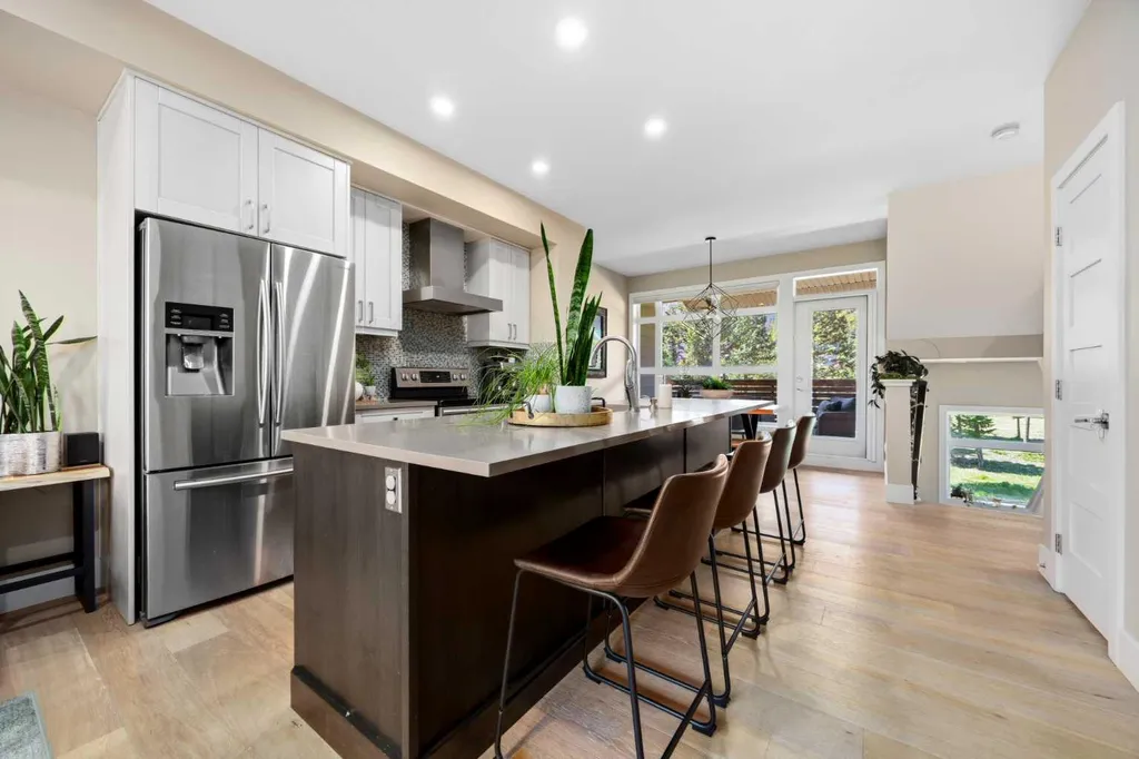 309 Riva Place Canmore AB T1W 3L4
