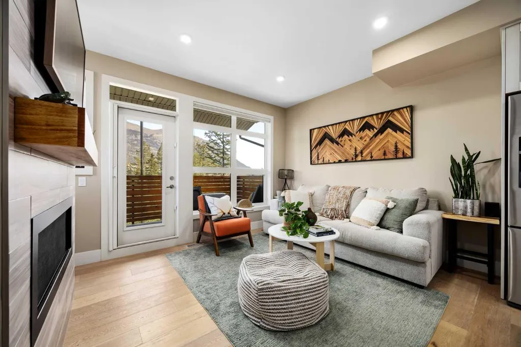 309 Riva Place Canmore AB T1W 3L4