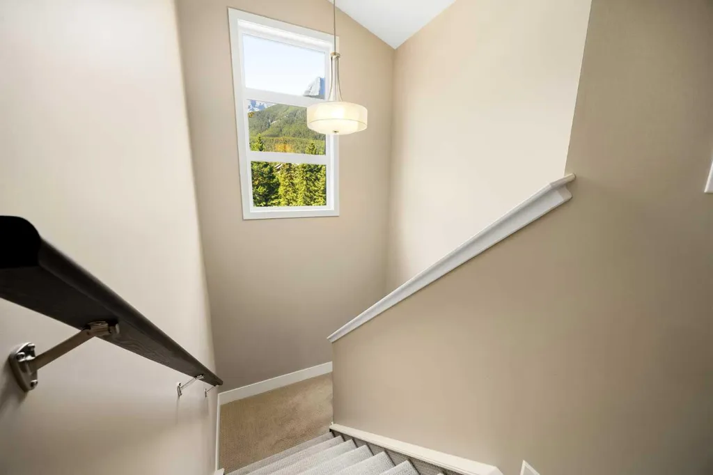 309 Riva Place Canmore AB T1W 3L4