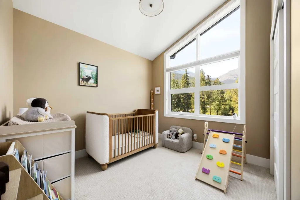 309 Riva Place Canmore AB T1W 3L4