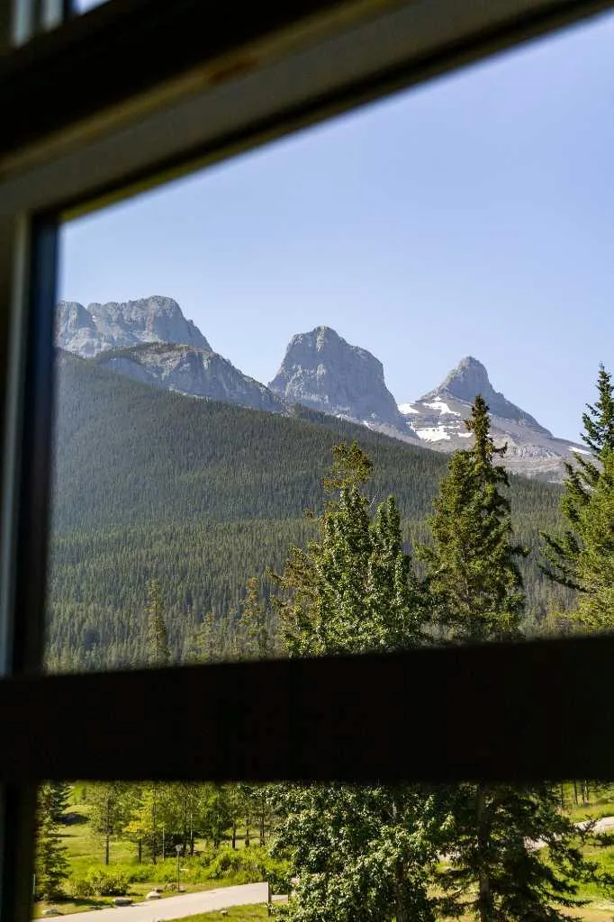 309 Riva Place Canmore AB T1W 3L4