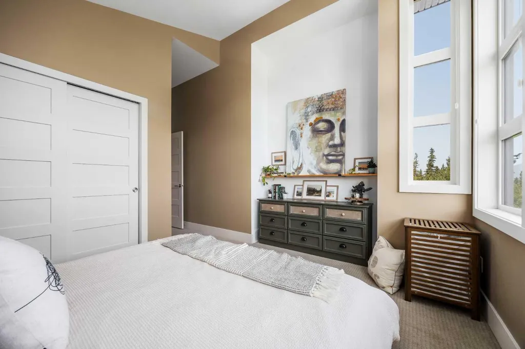 309 Riva Place Canmore AB T1W 3L4