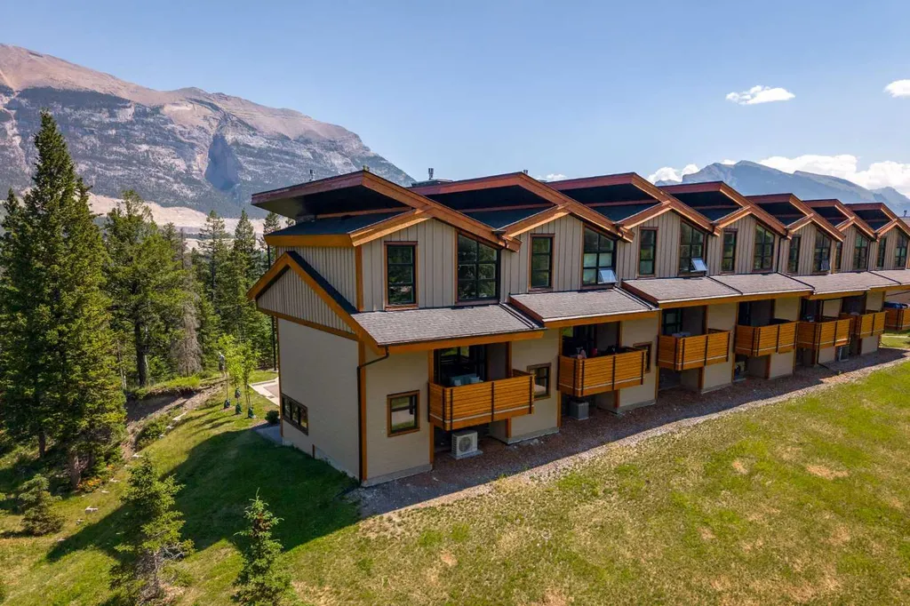309 Riva Place Canmore AB T1W 3L4