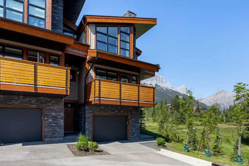 309 Riva Place Canmore AB T1W 3L4