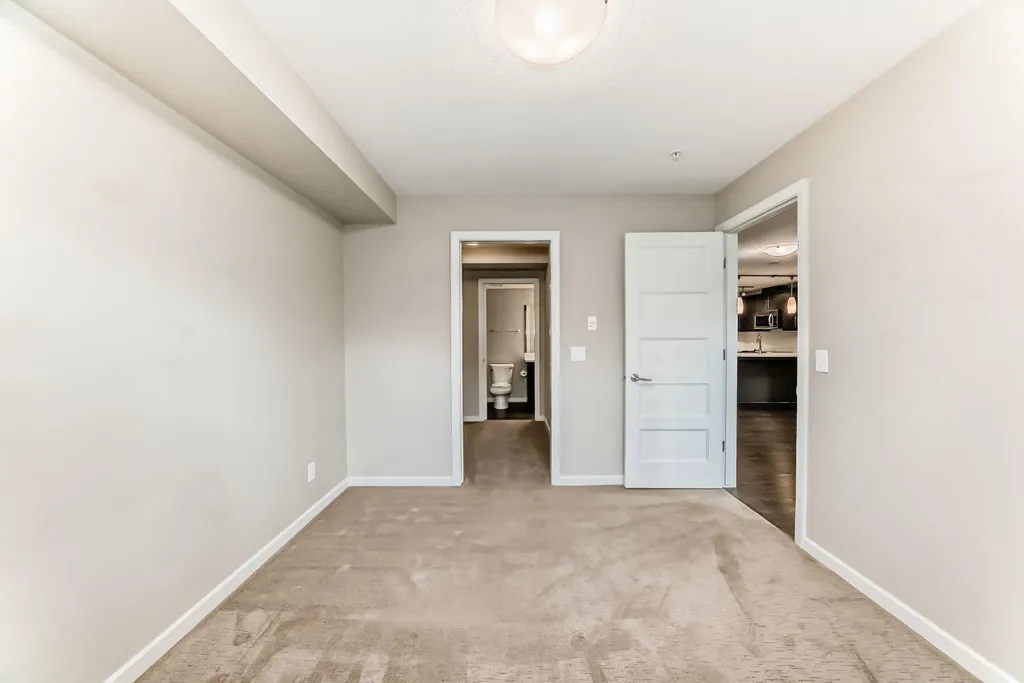 450 Kincora Glen Road NW Calgary AB T3R 1S2