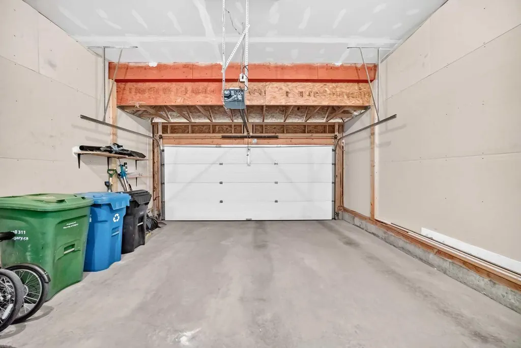 673 Panatella Boulevard NW Calgary AB T3K 0C2