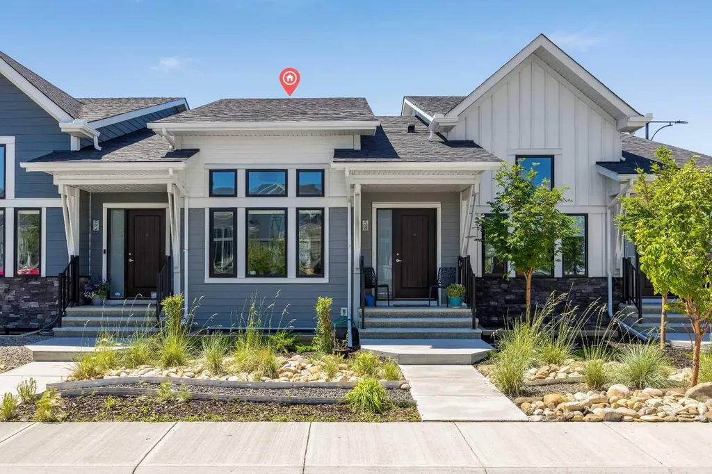 54 Iris Crescent Okotoks AB T1S 5V6