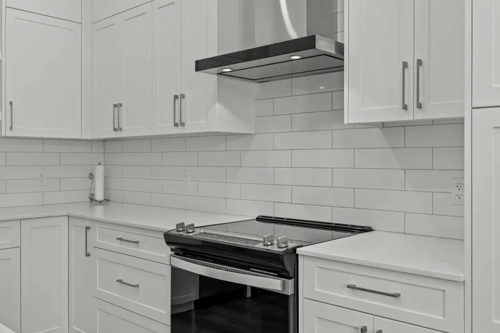 54 Iris Crescent Okotoks AB T1S 5V6