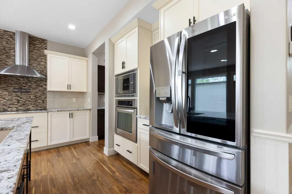 16 Auburn Sound Crescent SE Calgary AB T3M 0E2