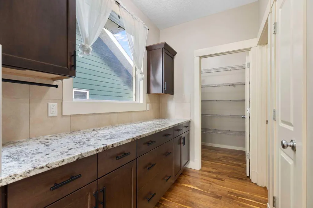 16 Auburn Sound Crescent SE Calgary AB T3M 0E2