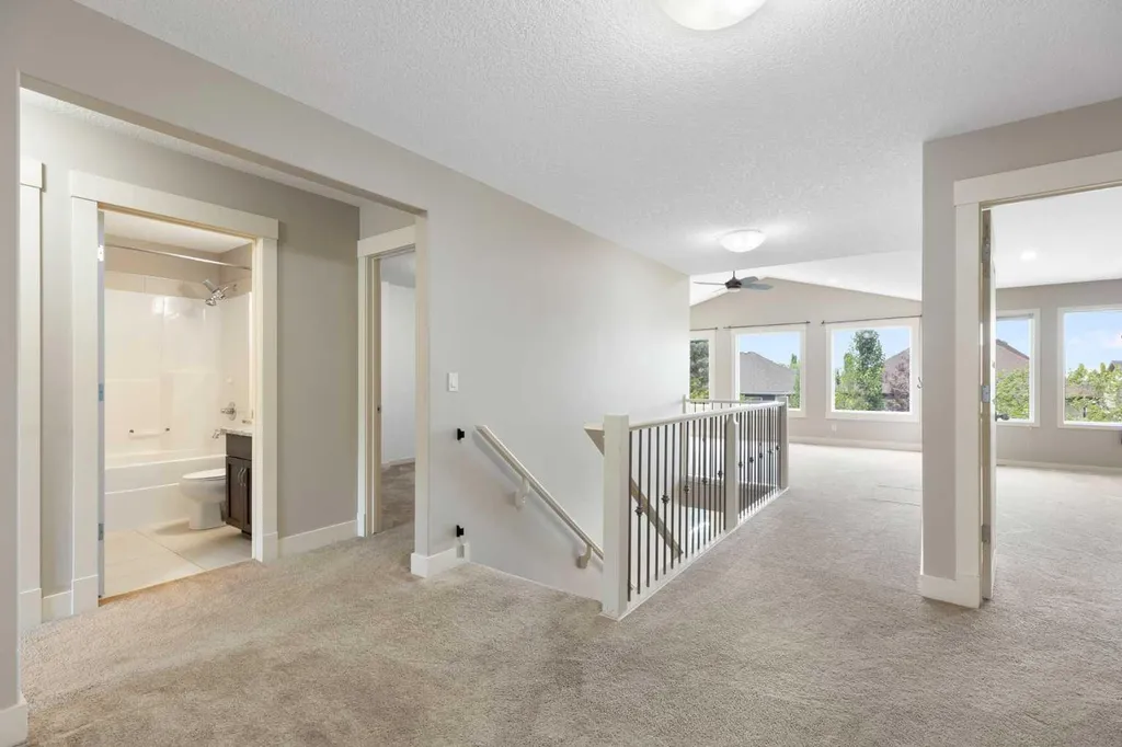 16 Auburn Sound Crescent SE Calgary AB T3M 0E2