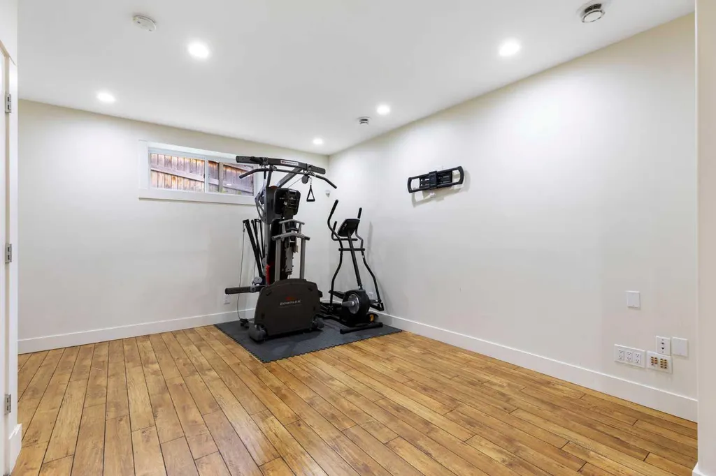16 Auburn Sound Crescent SE Calgary AB T3M 0E2