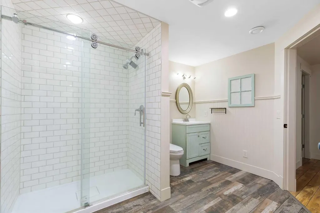 16 Auburn Sound Crescent SE Calgary AB T3M 0E2