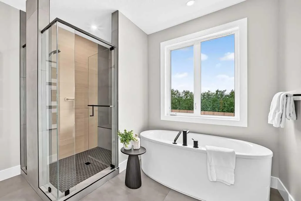 19 Rockcliff Court NW Calgary AB T3G 0G6