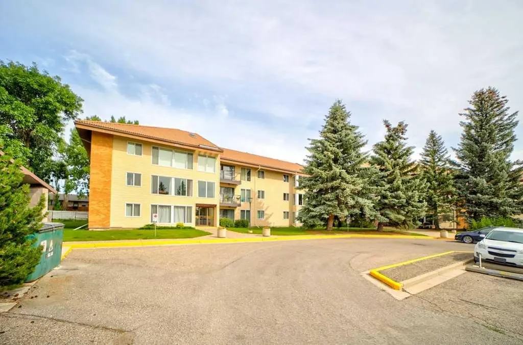 75 Temple Boulevard W Lethbridge AB T1K 5M2