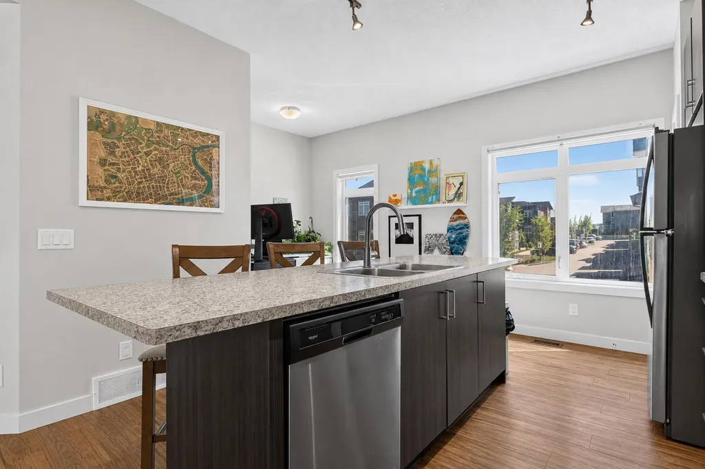 97 Sage Bluff Gate NW Calgary AB T3R 1T5