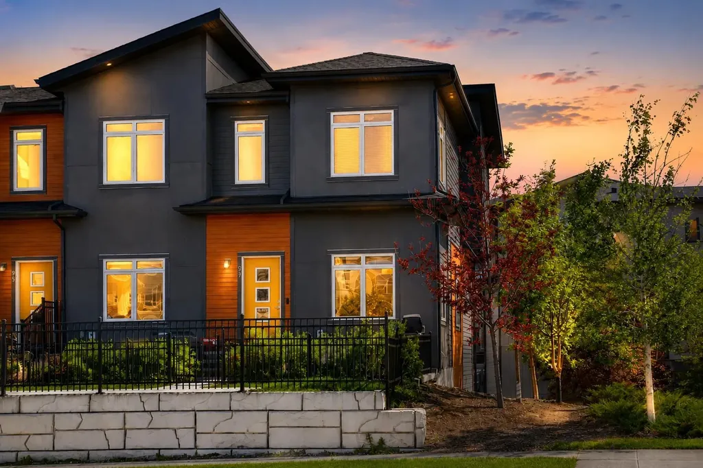 97 Sage Bluff Gate NW Calgary AB T3R 1T5