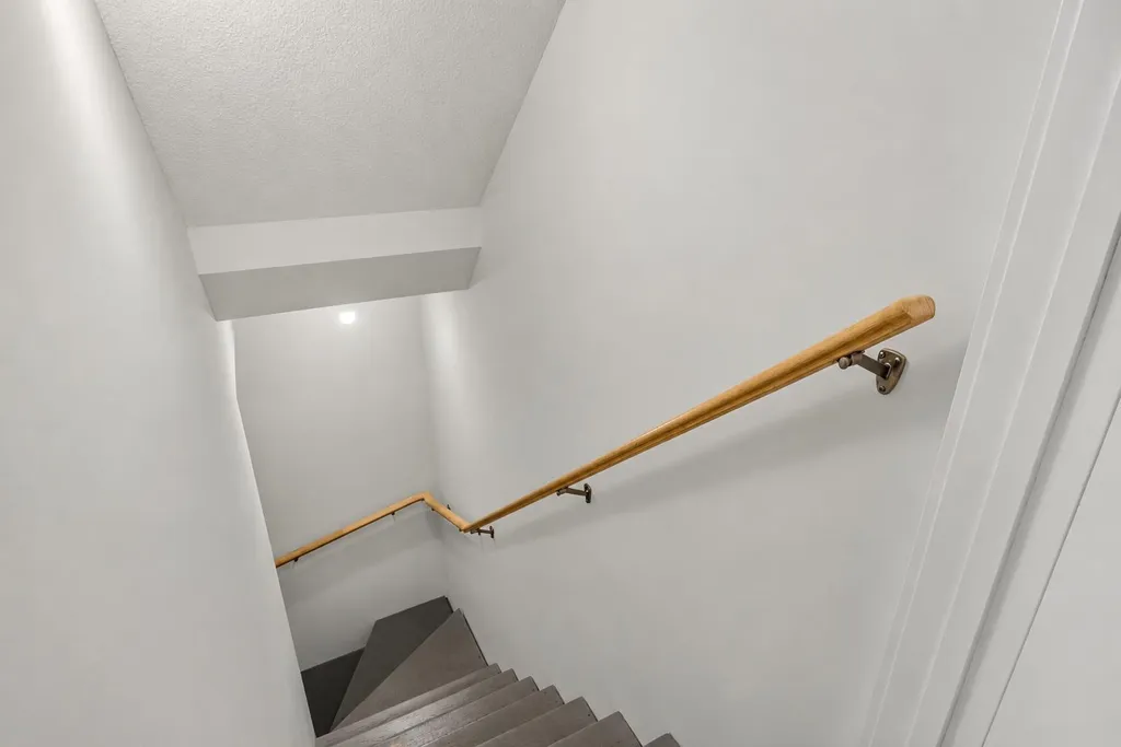 97 Sage Bluff Gate NW Calgary AB T3R 1T5