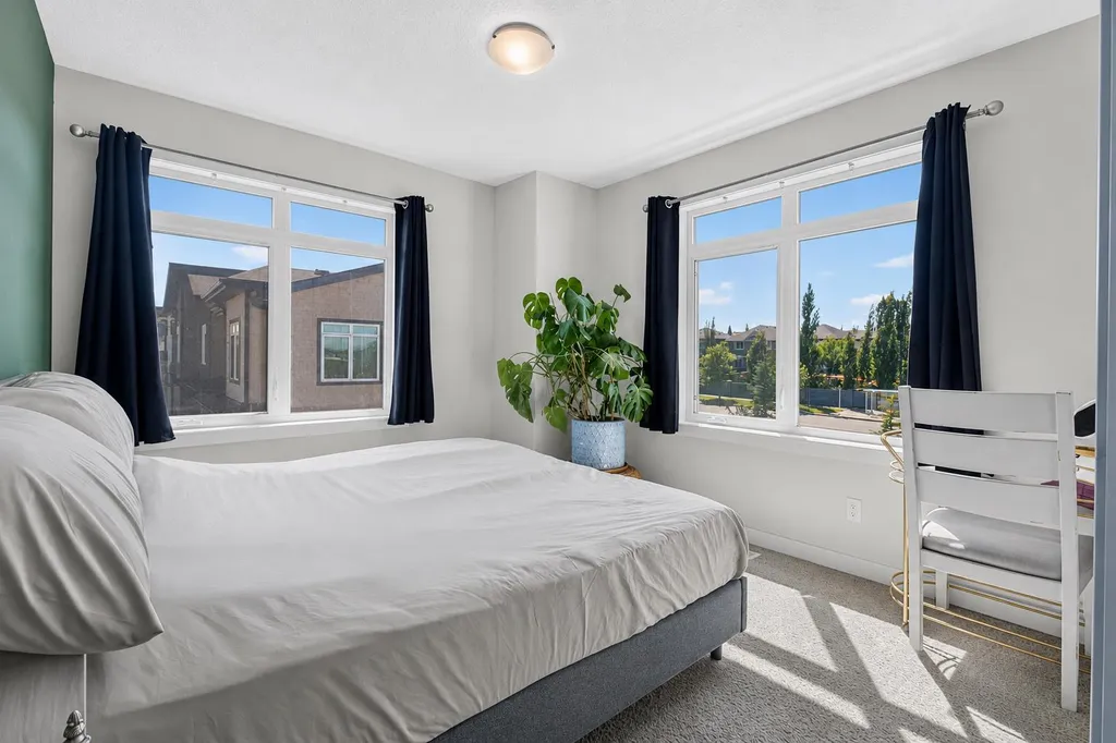 97 Sage Bluff Gate NW Calgary AB T3R 1T5